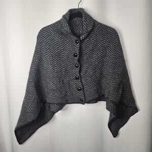 Aran Sweater Market Herringbone Gray Merino Wool Poncho Sweater Made in Ireland